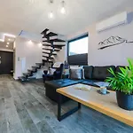Apartament Marron